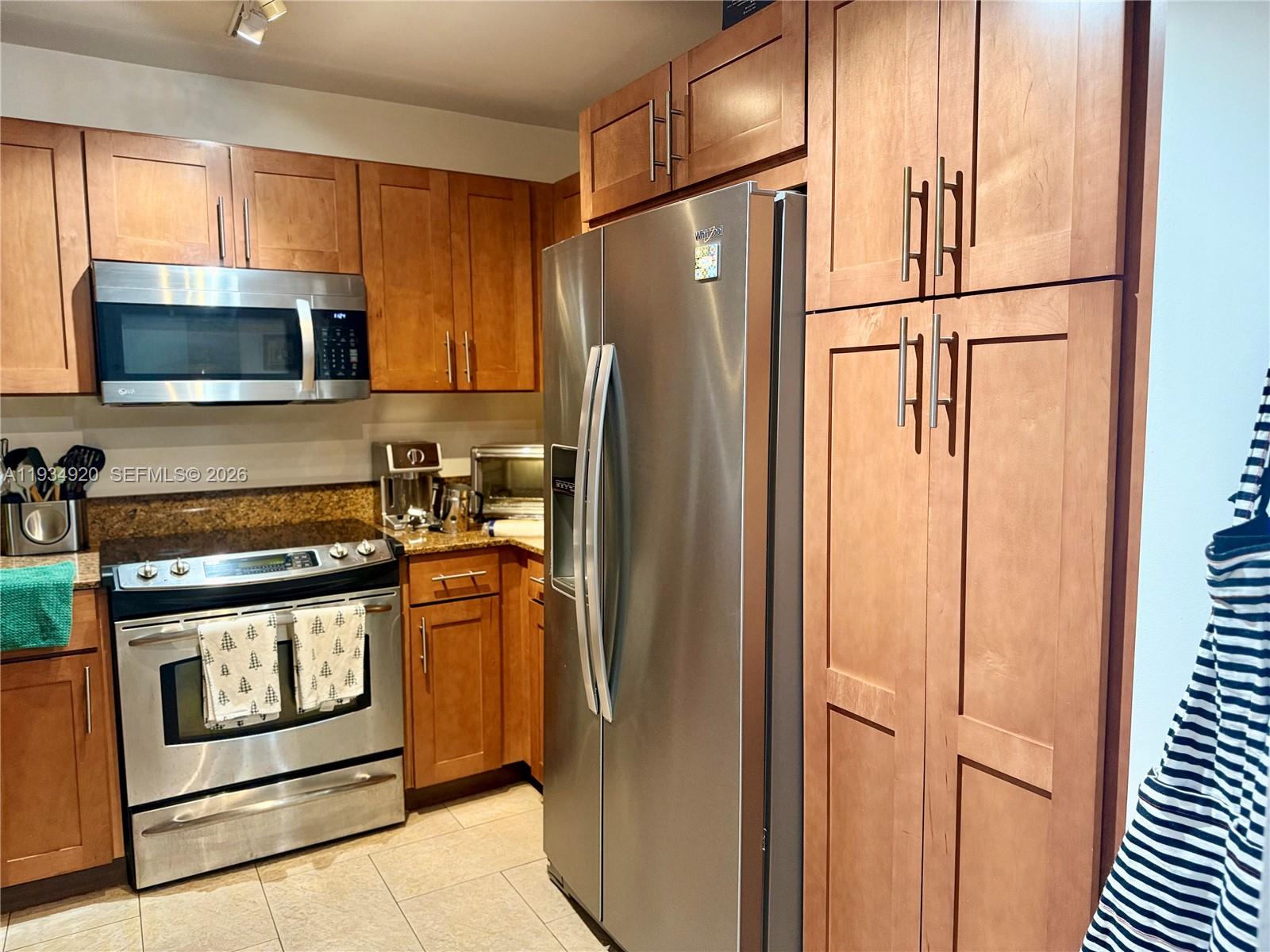 8395 Southwest 73rd Avenue, Unit 417 Miami, FL 33143 - Photo 25 of 40