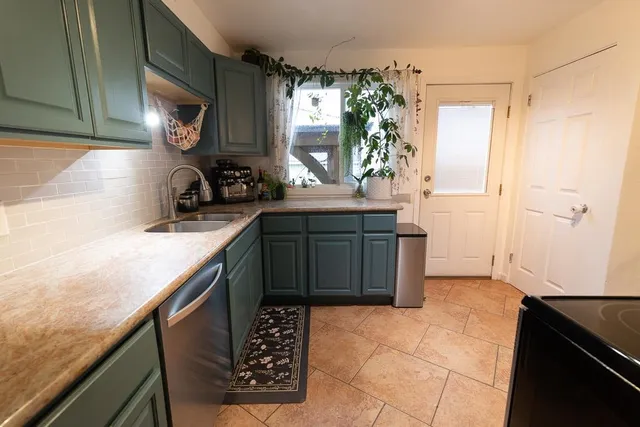 $385,000 | 1229 West Dalke Avenue, Spokane, WA 99205