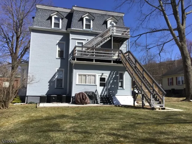 $2,300 | 14 Church Street, Oxford, NJ 07863