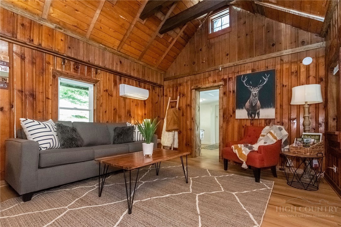 284 Grady Winkler Road Boone, NC 28607 - Photo 8 of 39