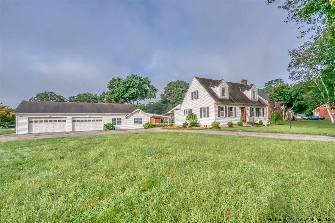 23 Spaulding Lane Saugerties, NY 12477 - Photo 29 of 35 a front view of a house with a garden and yard