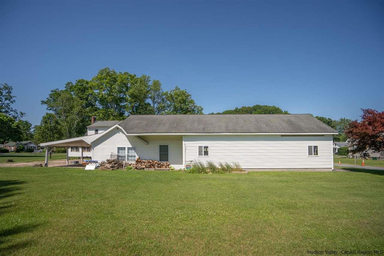 23 Spaulding Lane Saugerties, NY 12477 - Photo 34 of 35 a front view of house with garden