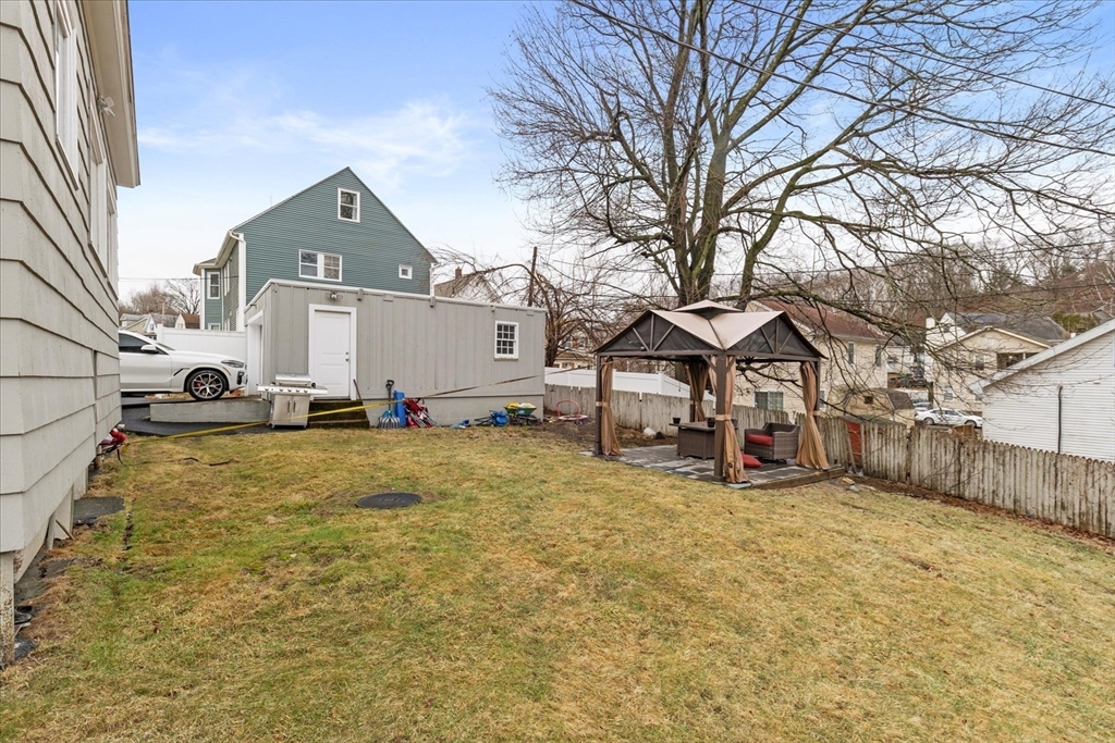 1 Ralph Avenue Worcester, MA 01604 - Photo 40 of 42