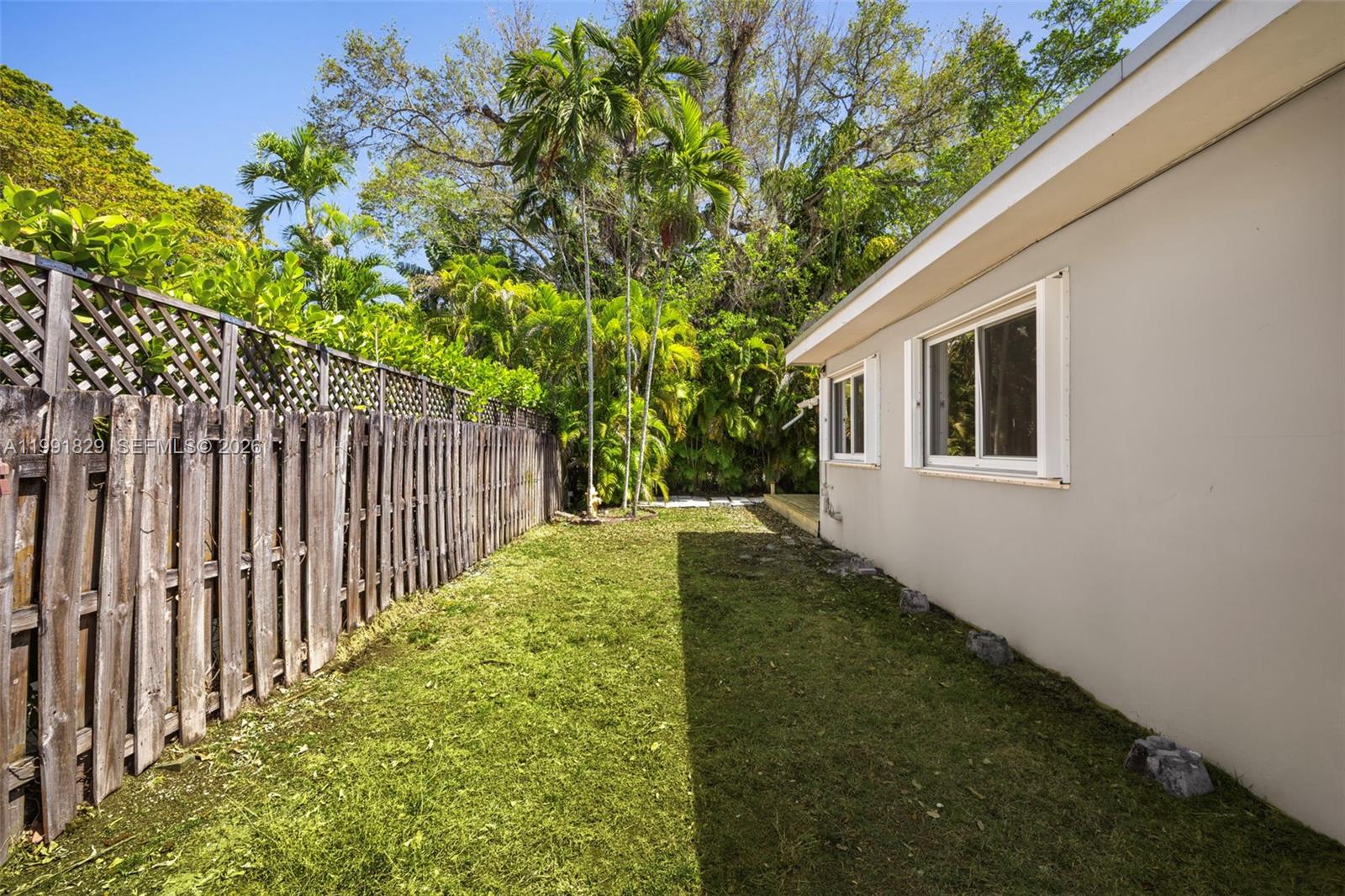 2431 Overbrook Street Miami, FL 33133 - Photo 14 of 15