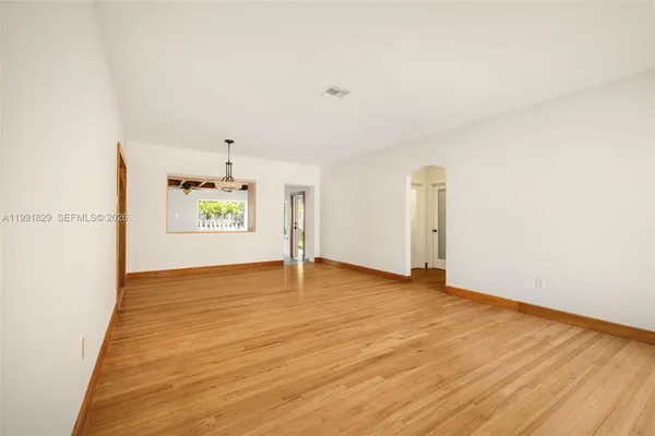 $4,600 | 2431 Overbrook Street, Miami, FL 33133