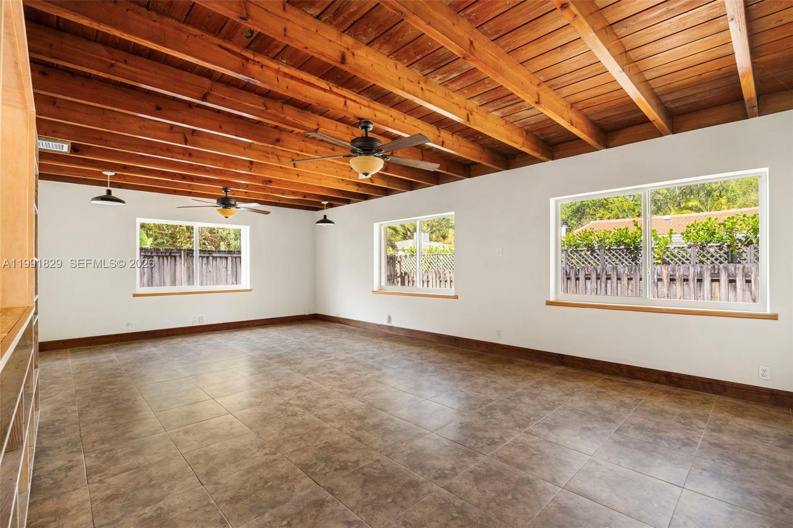 2431 Overbrook Street Miami, FL 33133 - Photo 7 of 15