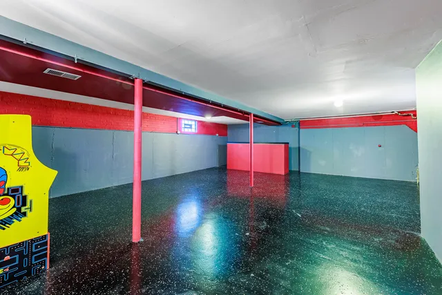 $249,999 | 1124 Linden Avenue, Bellwood, IL 60104