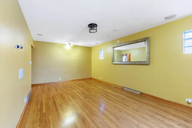 $249,999 | 1124 Linden Avenue, Bellwood, IL 60104