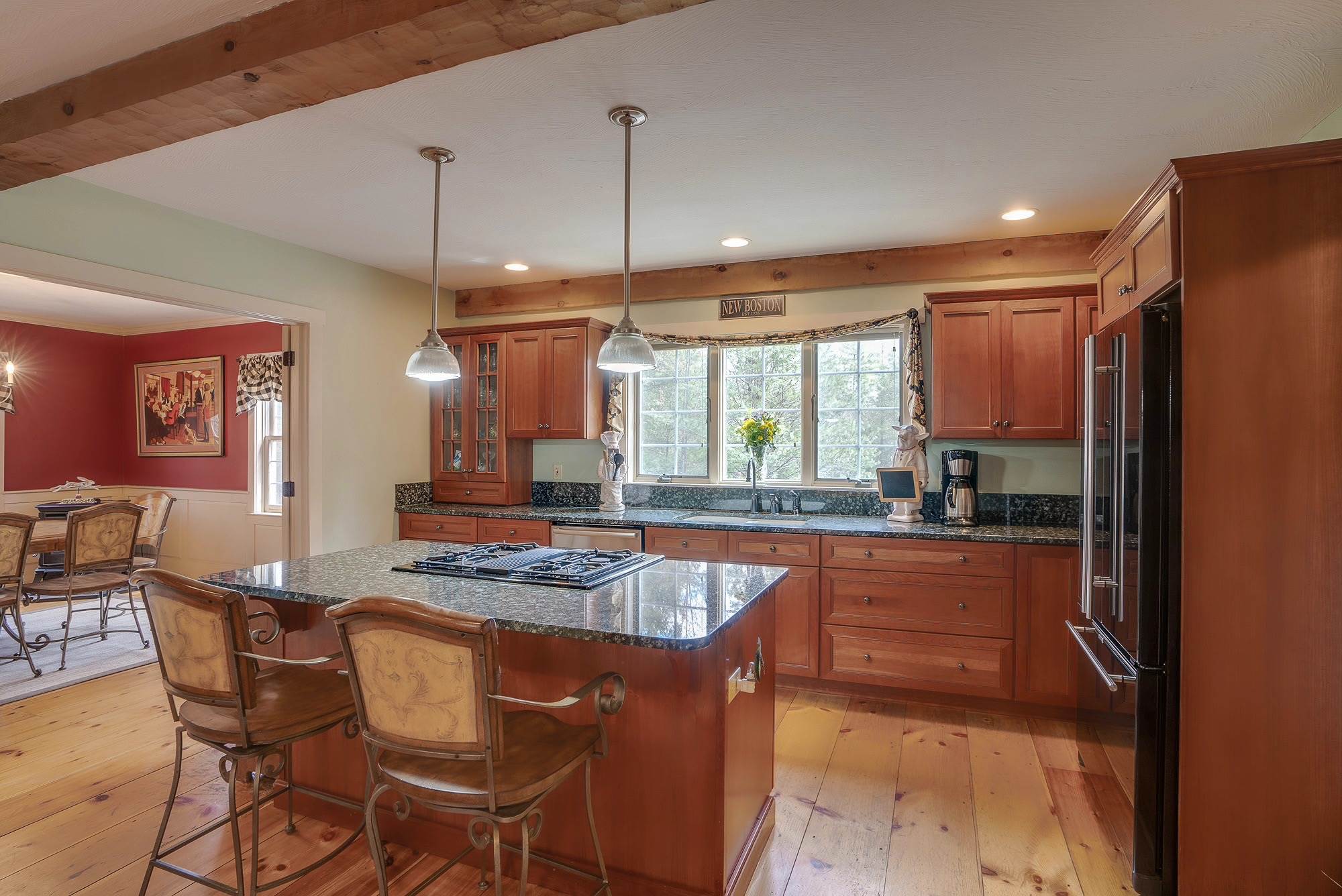 82 Carriage Road New Boston, NH 03070 - Photo 8 of 32 Gallery Image 8