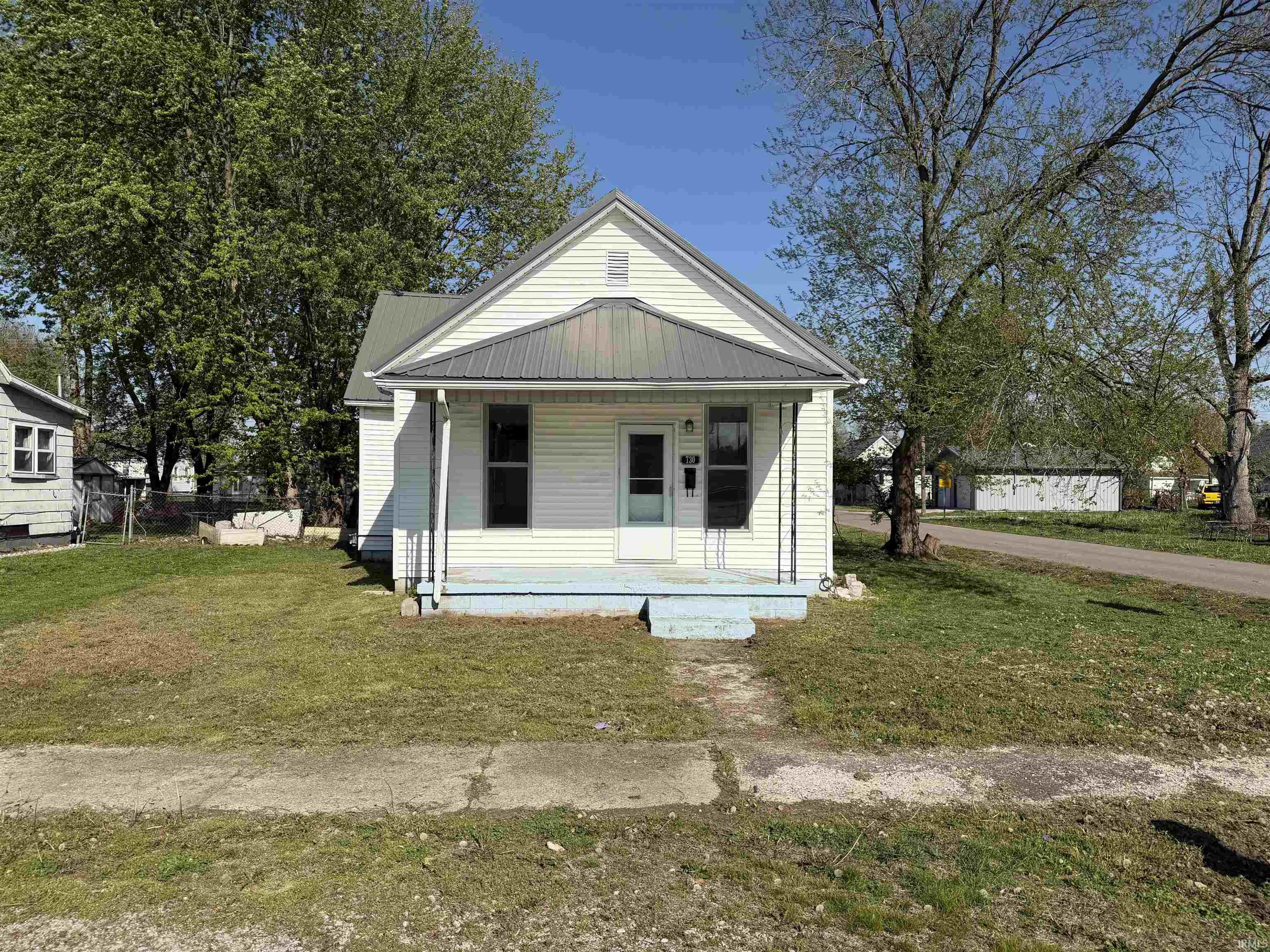 730 South Stormont Street Princeton, IN 47670 - Photo 1 of 11