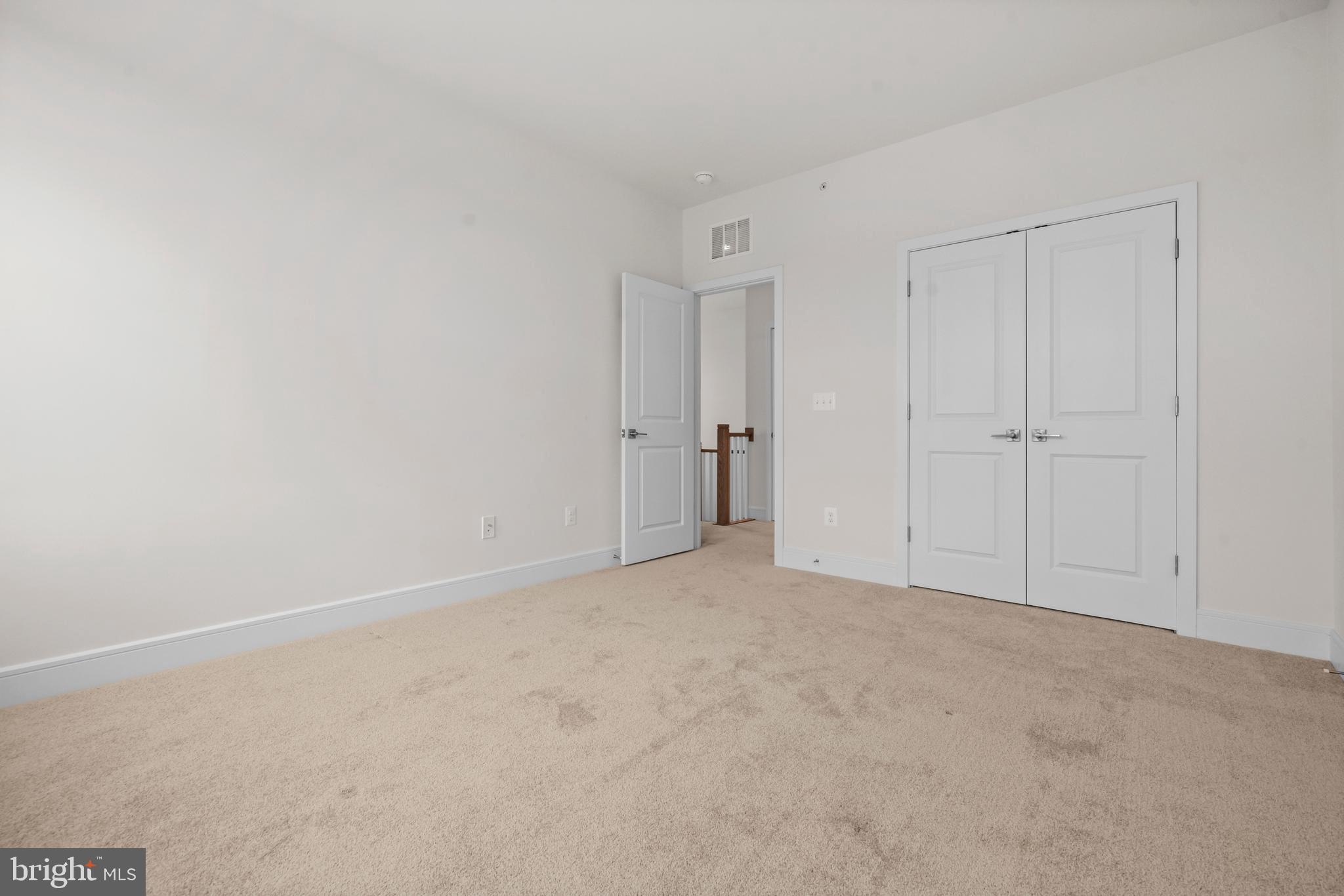 43382 Farringdon Square Broadlands, VA 20148 - Photo 29 of 34 a view of an empty room