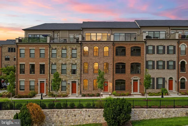 $925,000 | 617 Leigh Wy., Oxon Hill, MD 20745