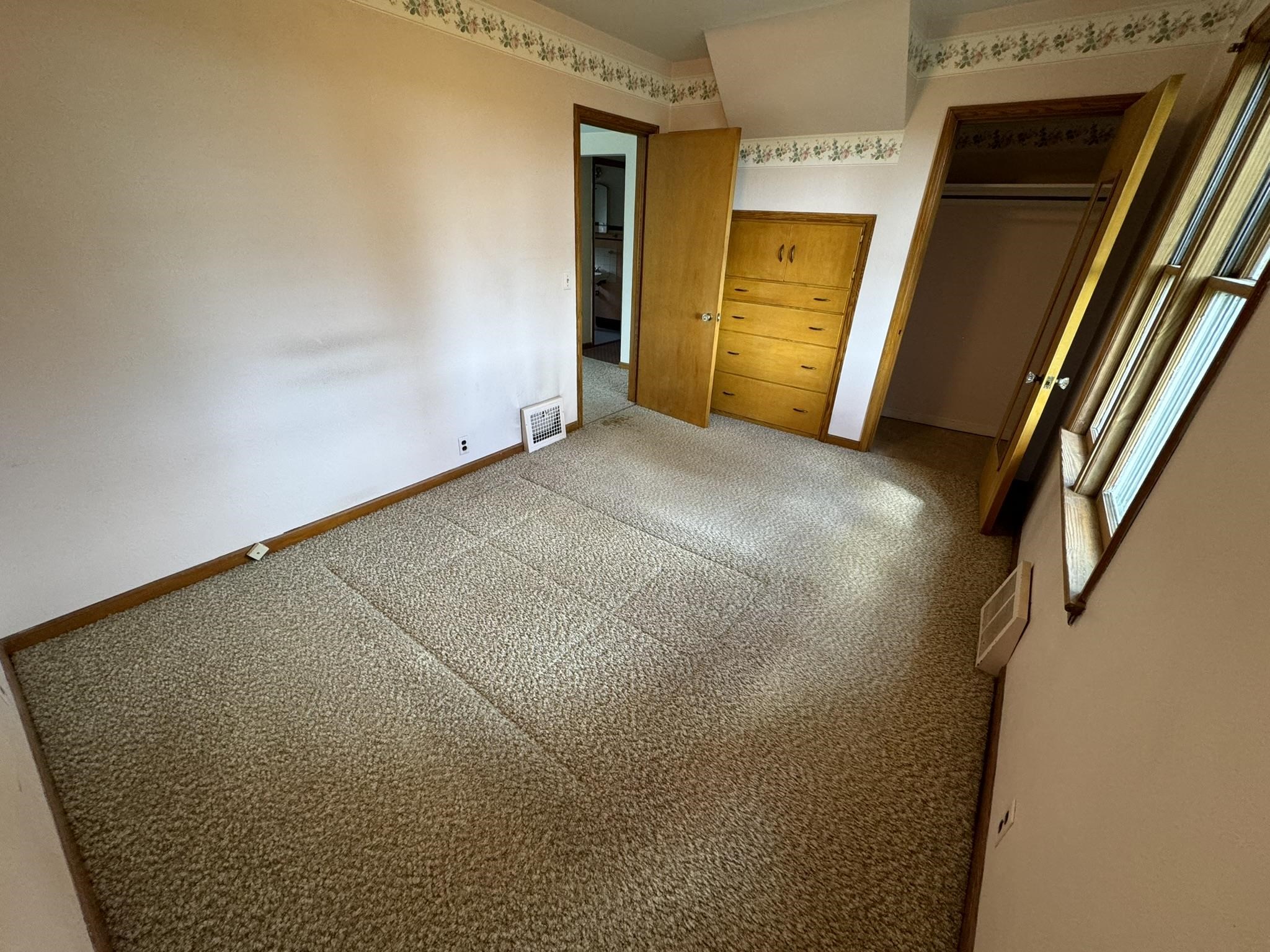 2306 West River Road Midland, MI 48642 - Photo 9 of 31