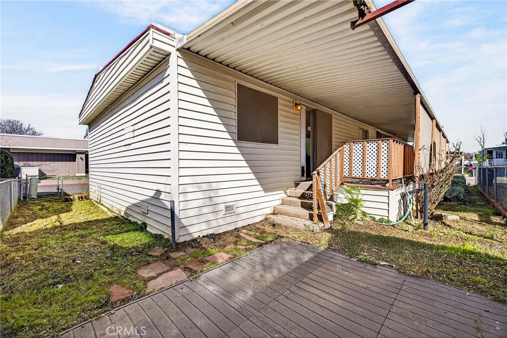 701 East Lassen Avenue, Unit 108 Chico, CA 95973 - Photo 33 of 48 Fully fenced yard