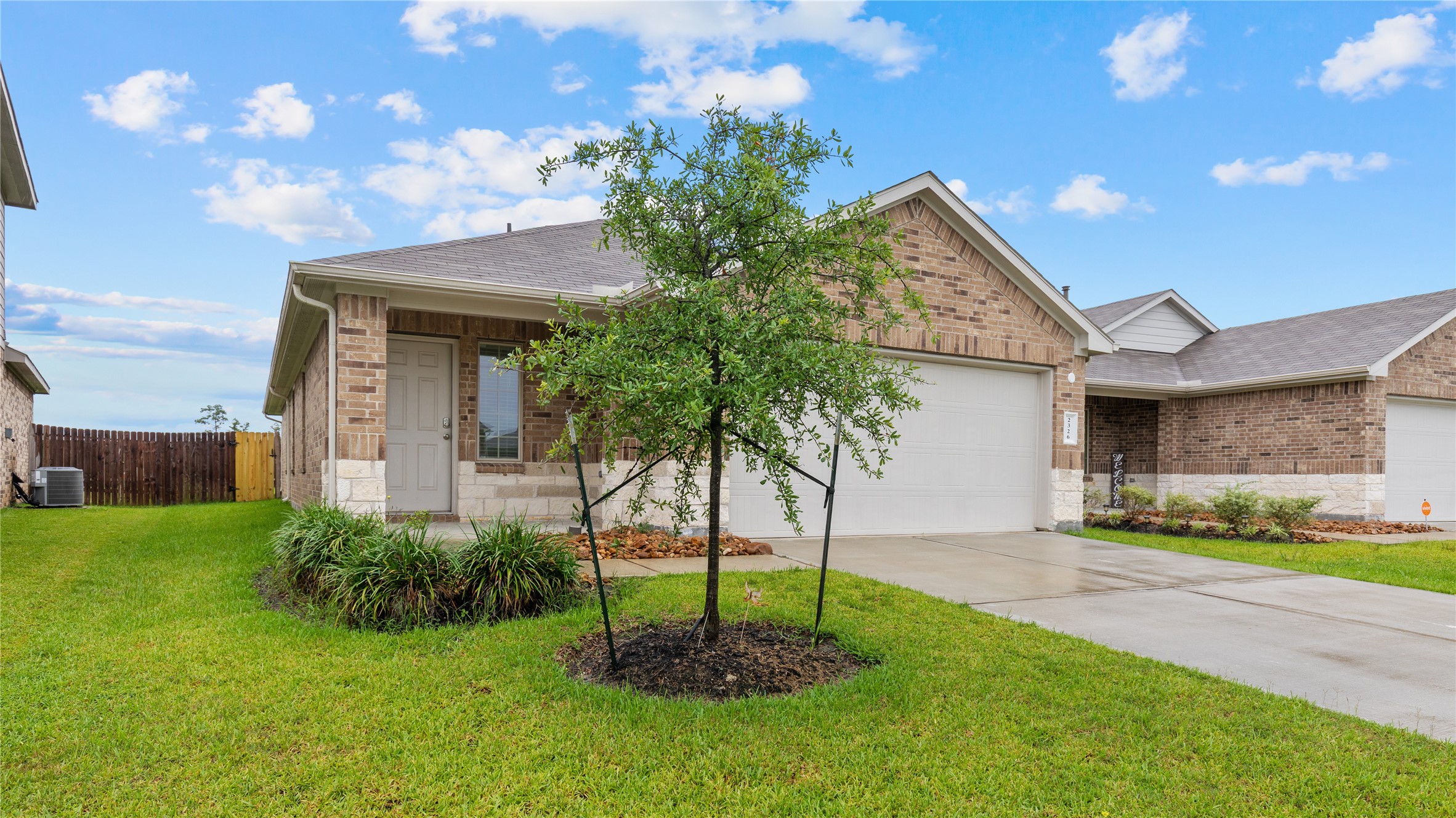 2326 Spruce Clf Lane Spring, TX 77373 - Photo 3 of 24