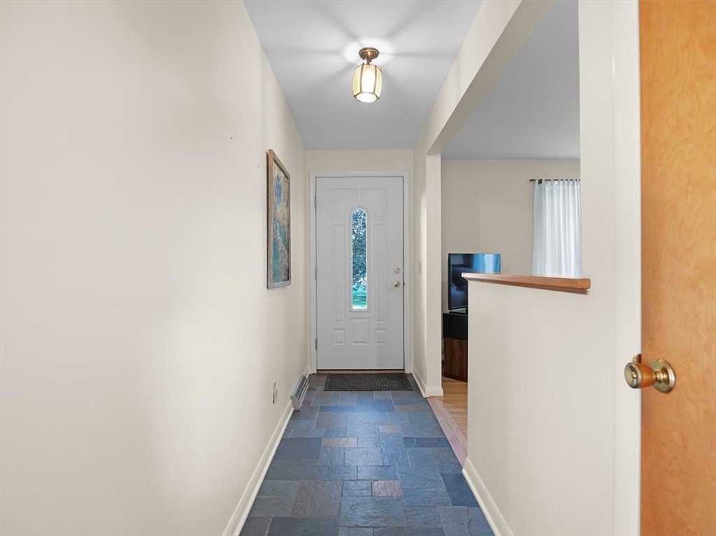 5955 State Rte 21 Williamson, NY 14589 - Photo 5 of 50 Gallery Image 5