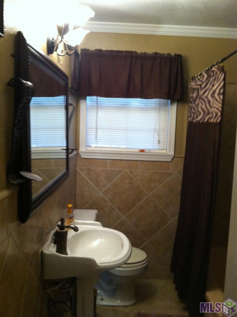 3065 Conley Avenue Baton Rouge, LA 70805 - Photo 14 of 27 Full Bath