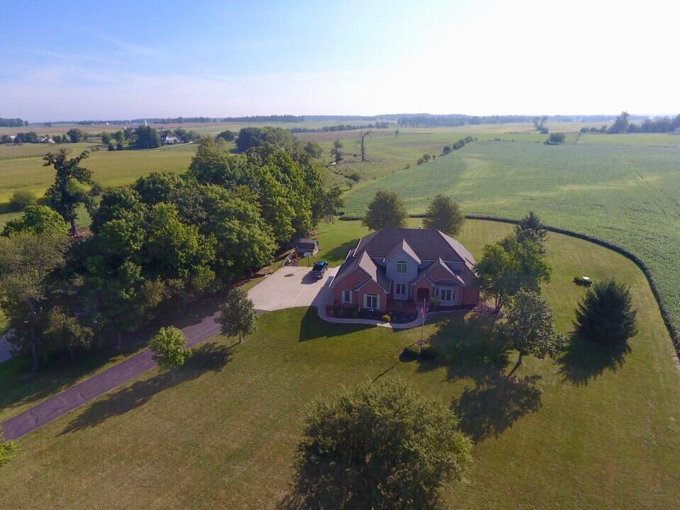 1996 Grant Springfield, OH 45502 - Photo 8 of 56