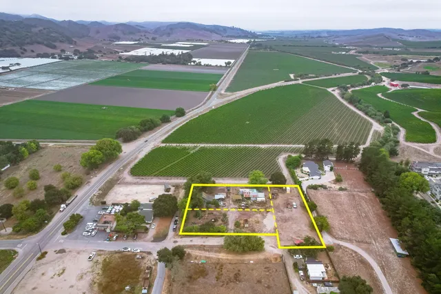 $1,200,000 | 165 Leslie Street, Los Alamos, CA 93440