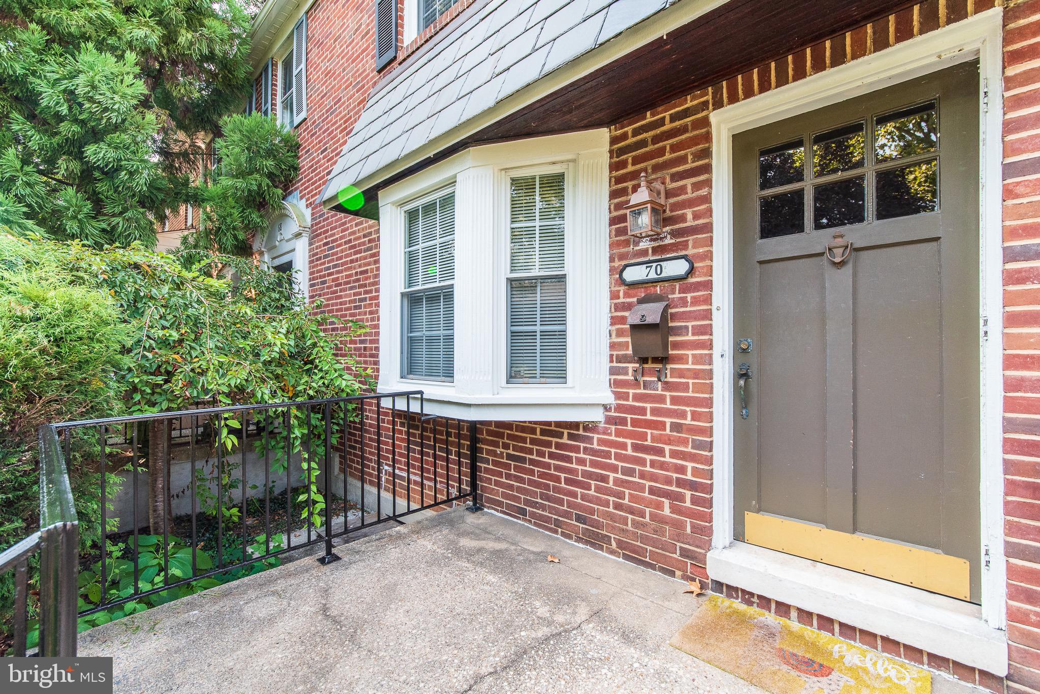 70 Murdock Road Baltimore, MD 21212 - Photo 3 of 52 FRONT PORCH
