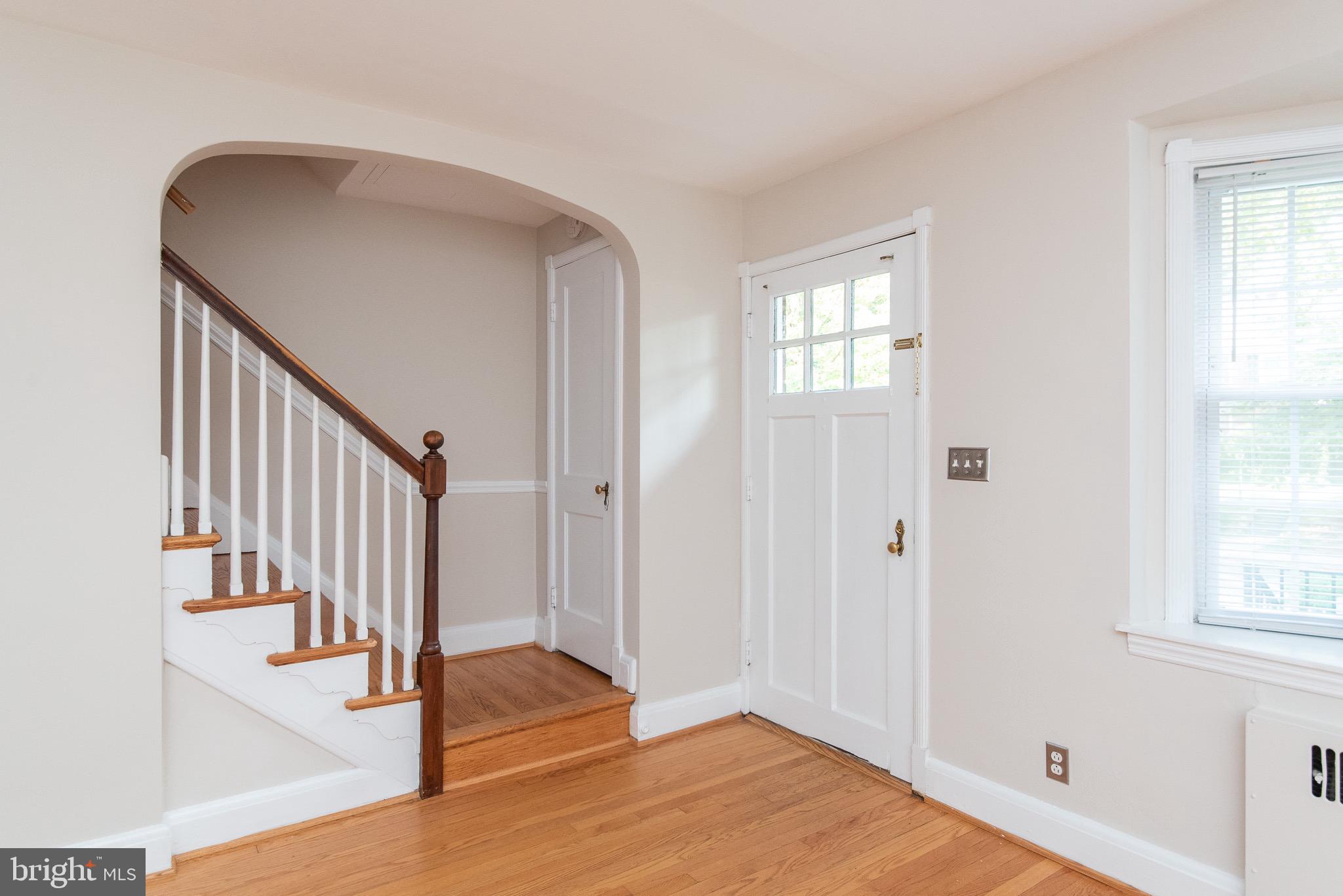 70 Murdock Road Baltimore, MD 21212 - Photo 8 of 52 STAIRWAY