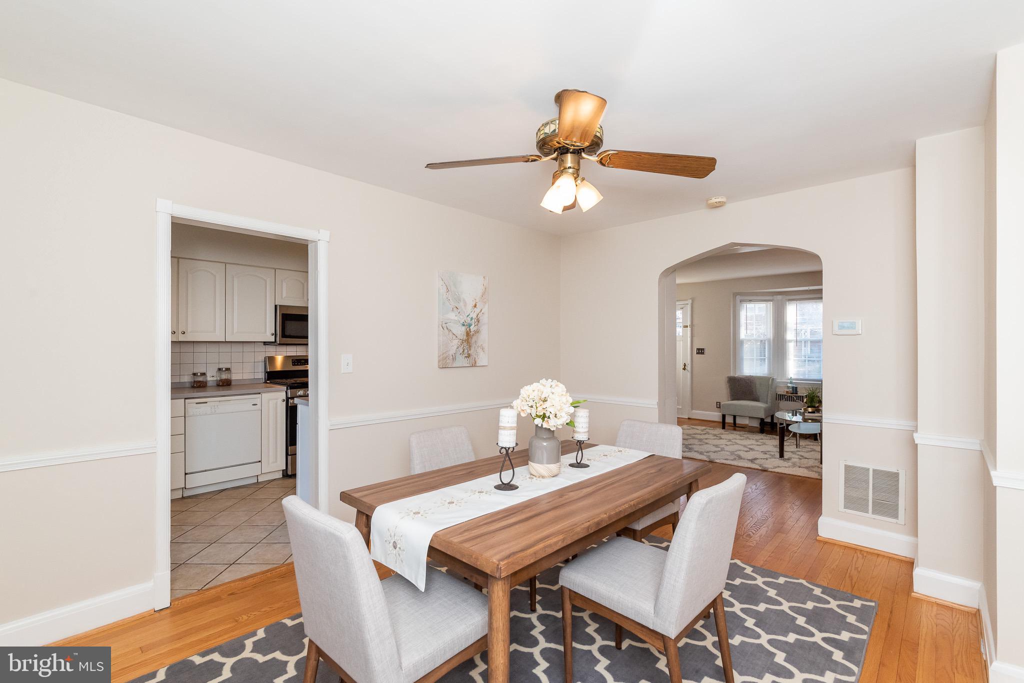 70 Murdock Road Baltimore, MD 21212 - Photo 9 of 52 DINING ROO M