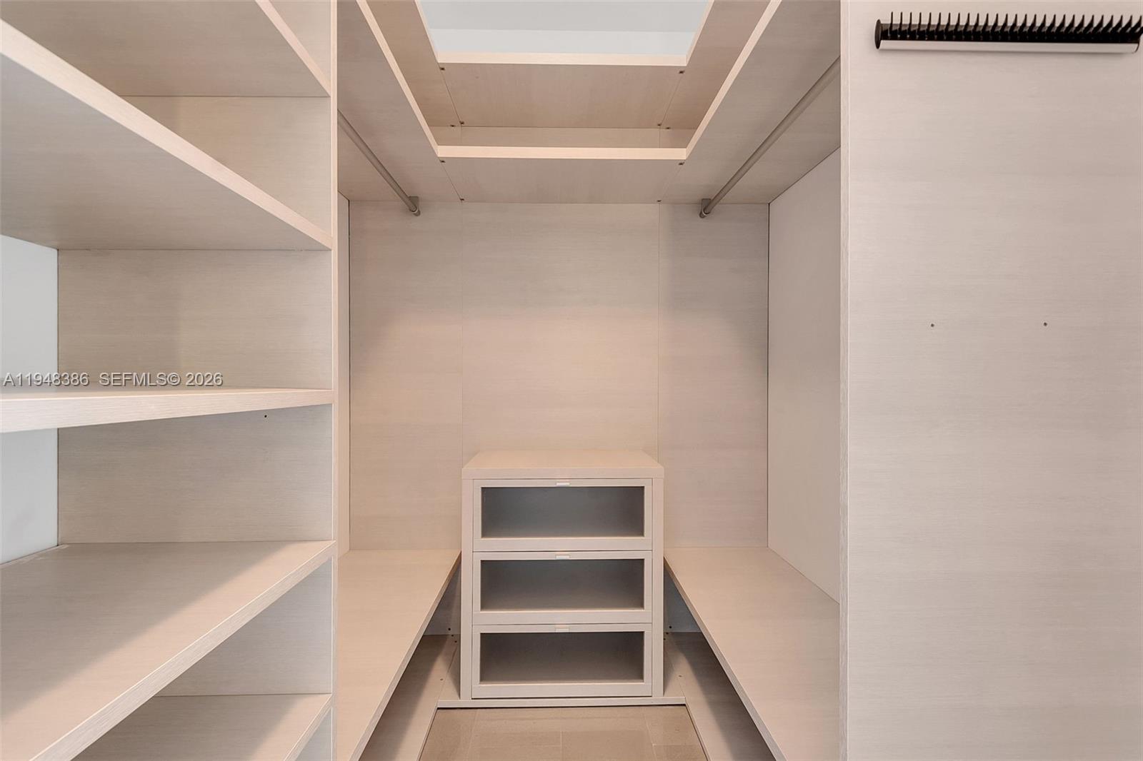 88 Southwest 7th Street, Unit 4110 Miami, FL 33130 - Photo 15 of 21