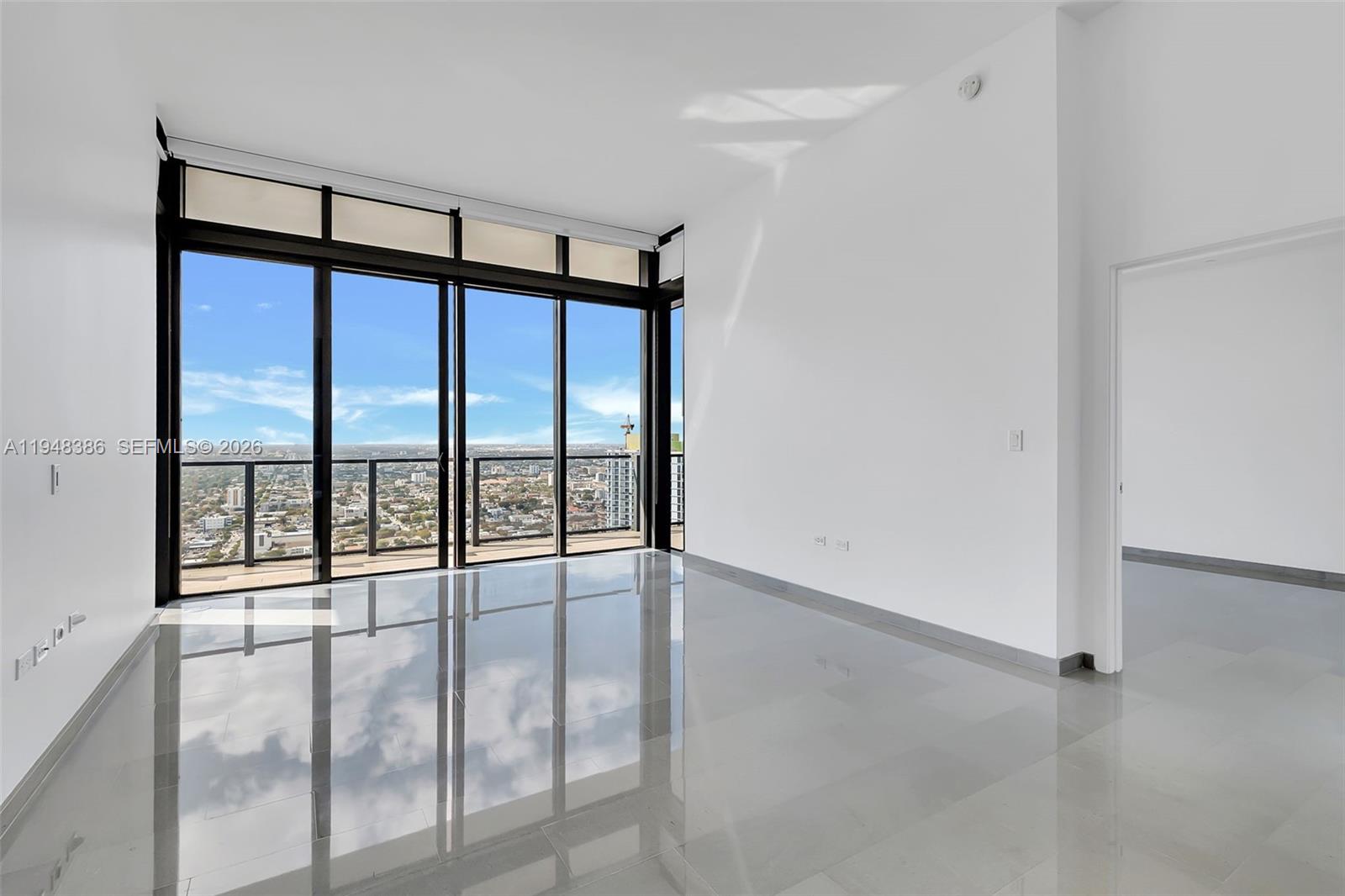 88 Southwest 7th Street, Unit 4110 Miami, FL 33130 - Photo 3 of 21