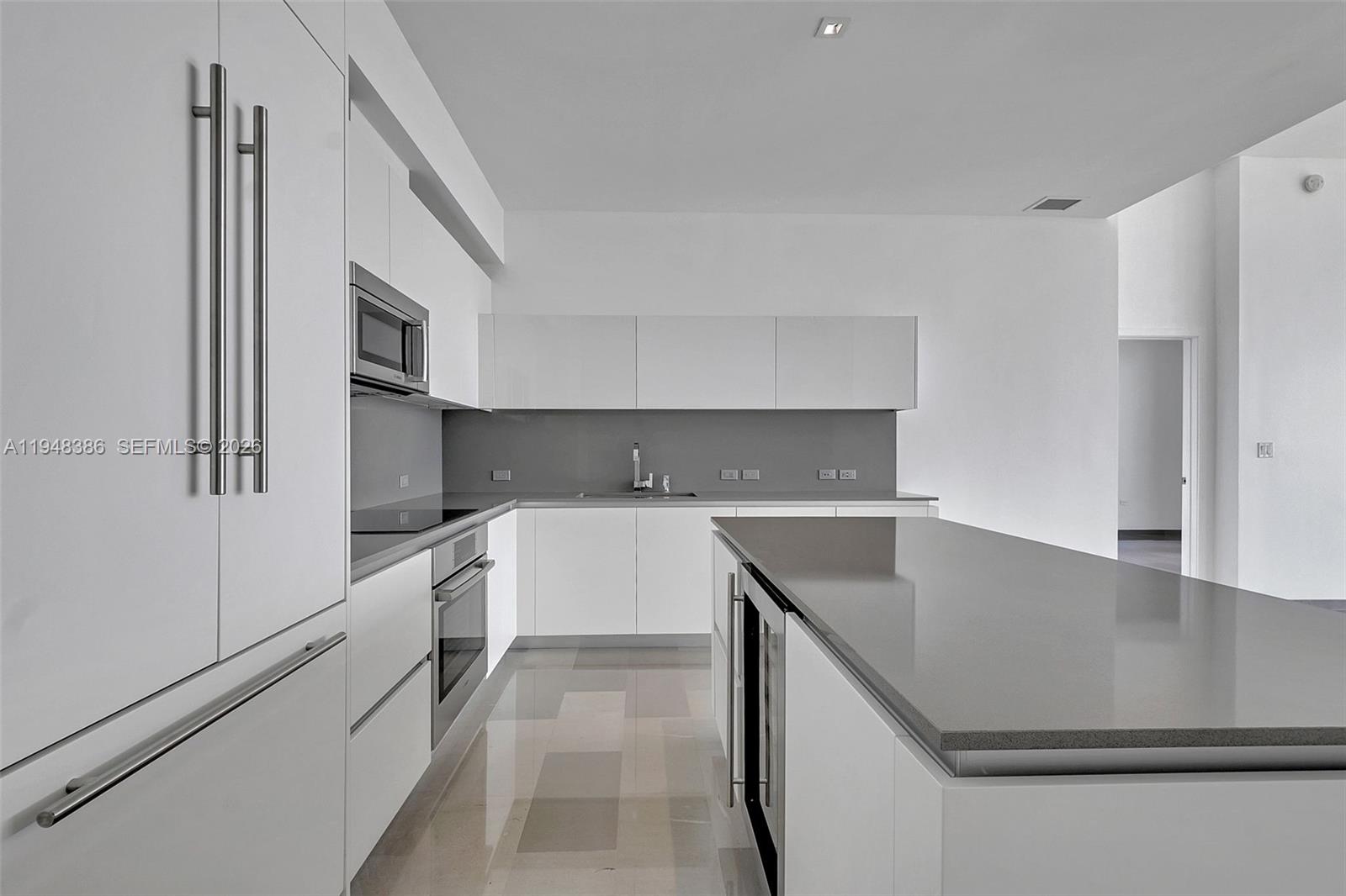 88 Southwest 7th Street, Unit 4110 Miami, FL 33130 - Photo 6 of 21