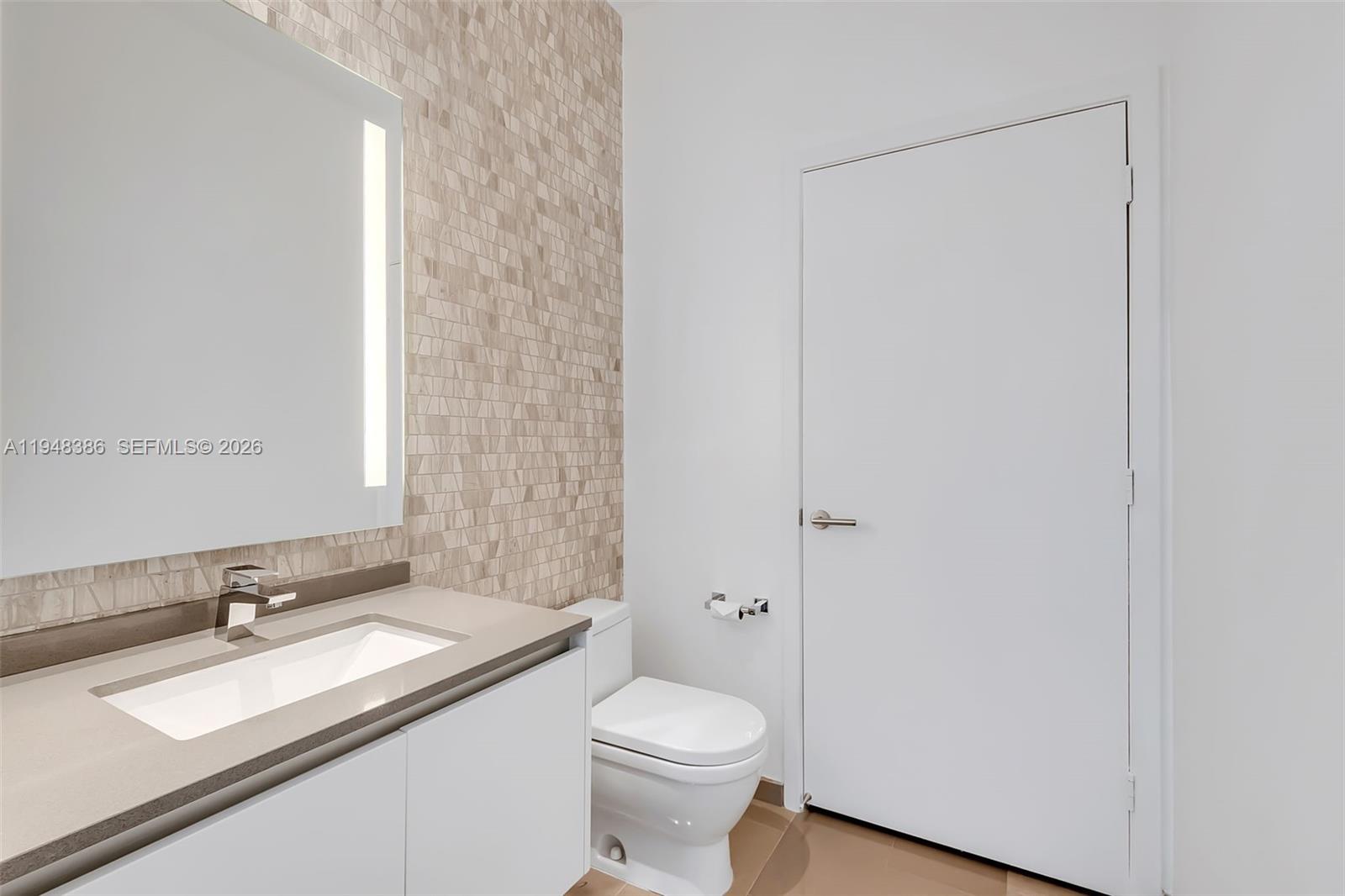 88 Southwest 7th Street, Unit 4110 Miami, FL 33130 - Photo 10 of 21