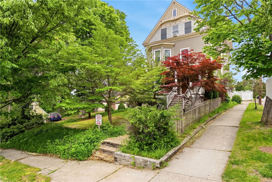 50 4th Street Providence, RI 02906 - Photo 1 of 20
