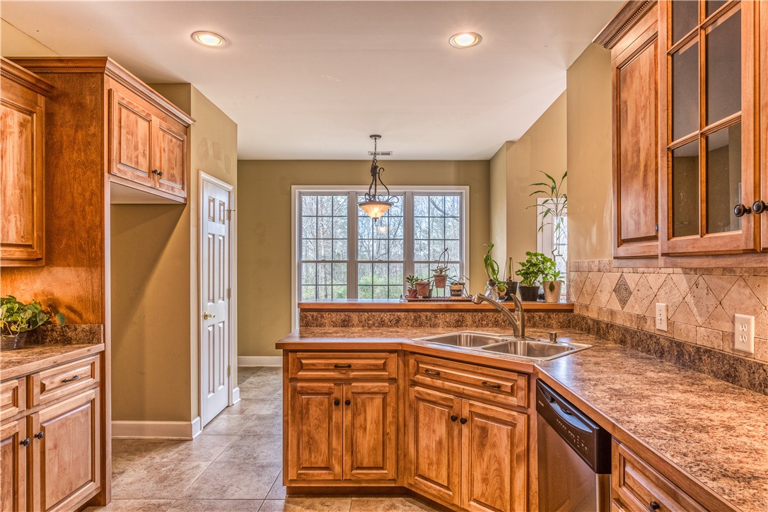 519 Ivy Spring Court Seneca, SC 29678 - Photo 19 of 49 Gallery Image 19