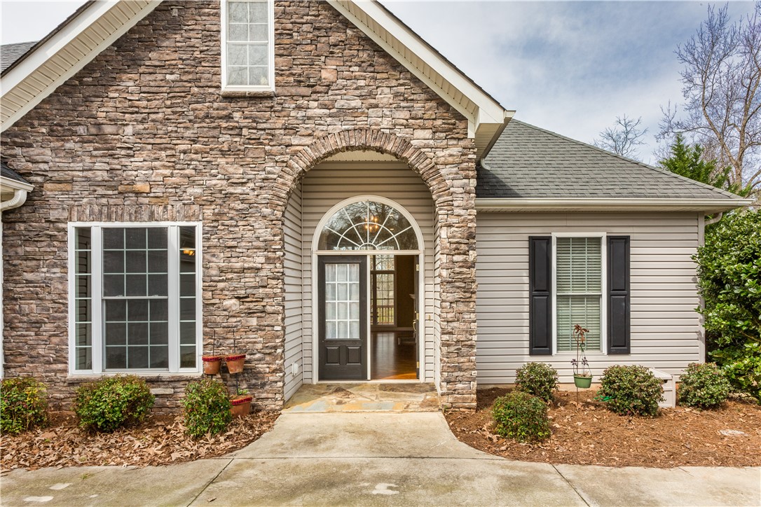 519 Ivy Spring Court Seneca, SC 29678 - Photo 4 of 49 Gallery Image 4