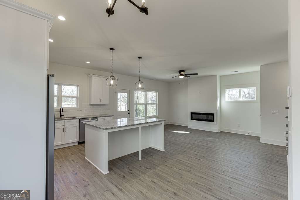 585 Clayton Street Commerce, GA 30529 - Photo 17 of 40