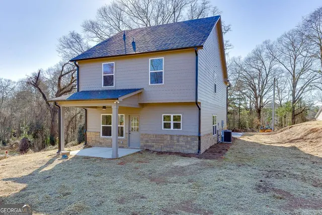 $2,300 | 585 Clayton Street, Commerce, GA 30529