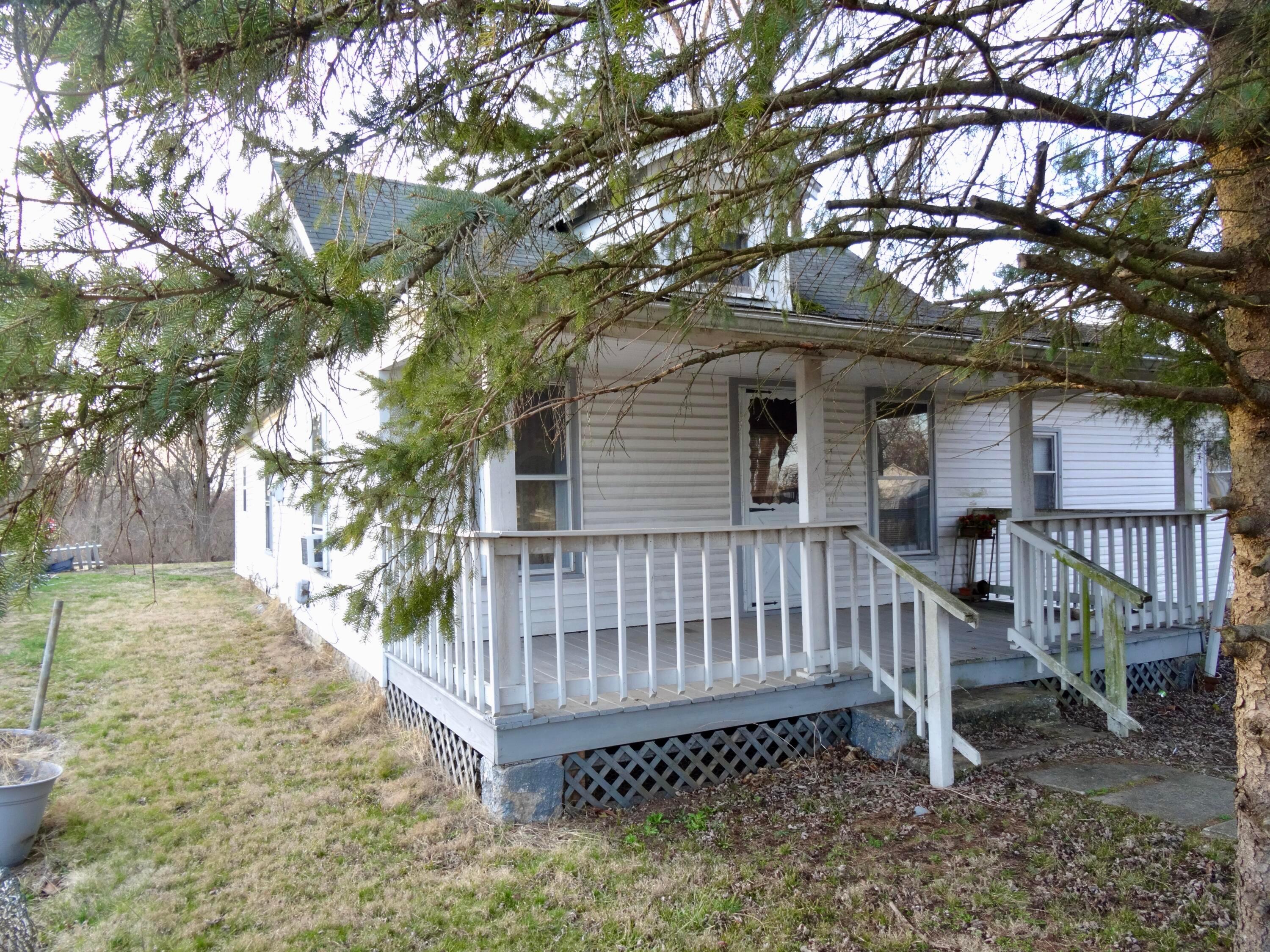 Welcome to 13817 Era Rd. Mt. Sterling, OH 43143