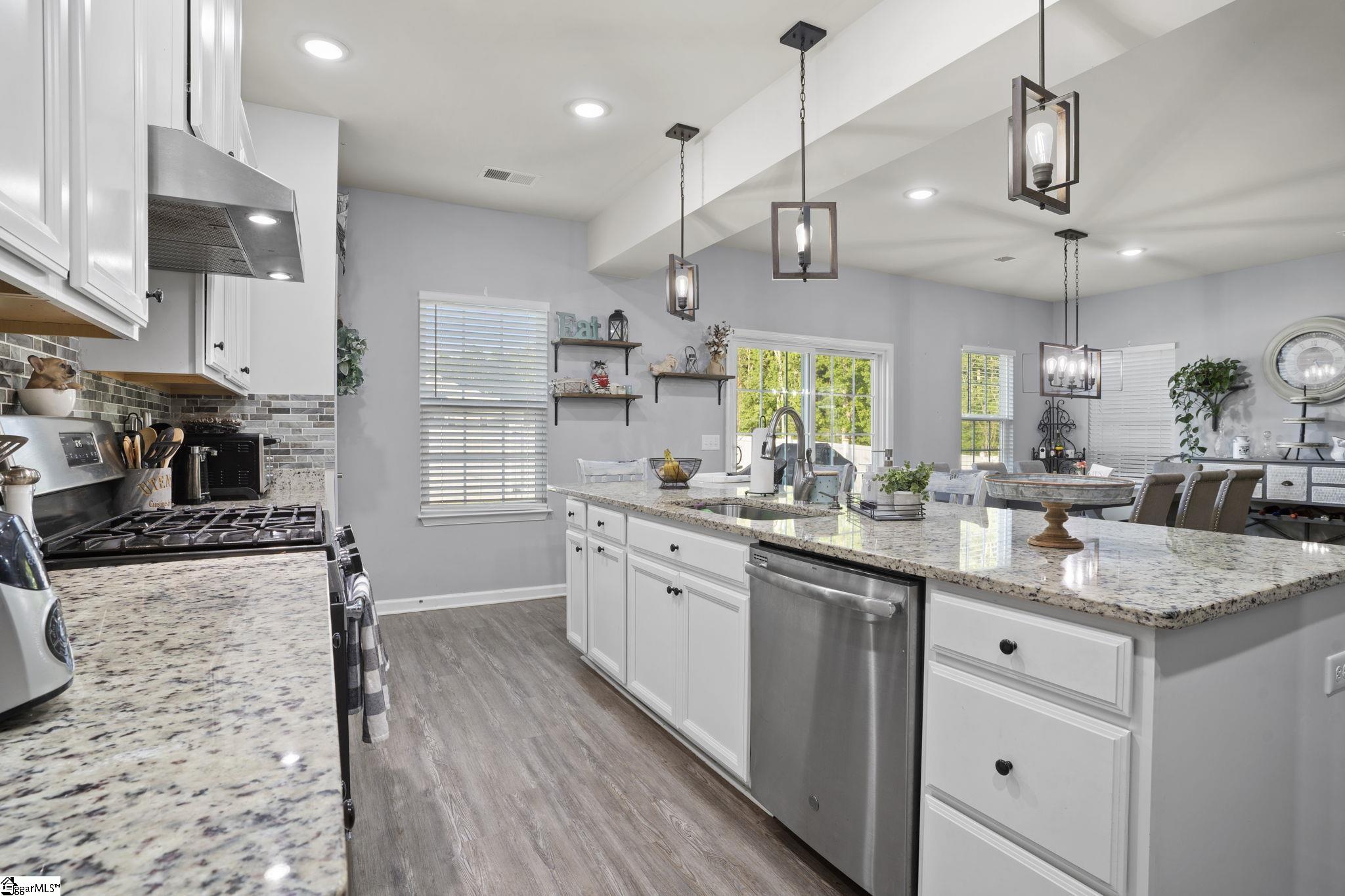 109 Tonkawa Way Greenville, SC 29607 - Photo 8 of 31 Gallery Image 8