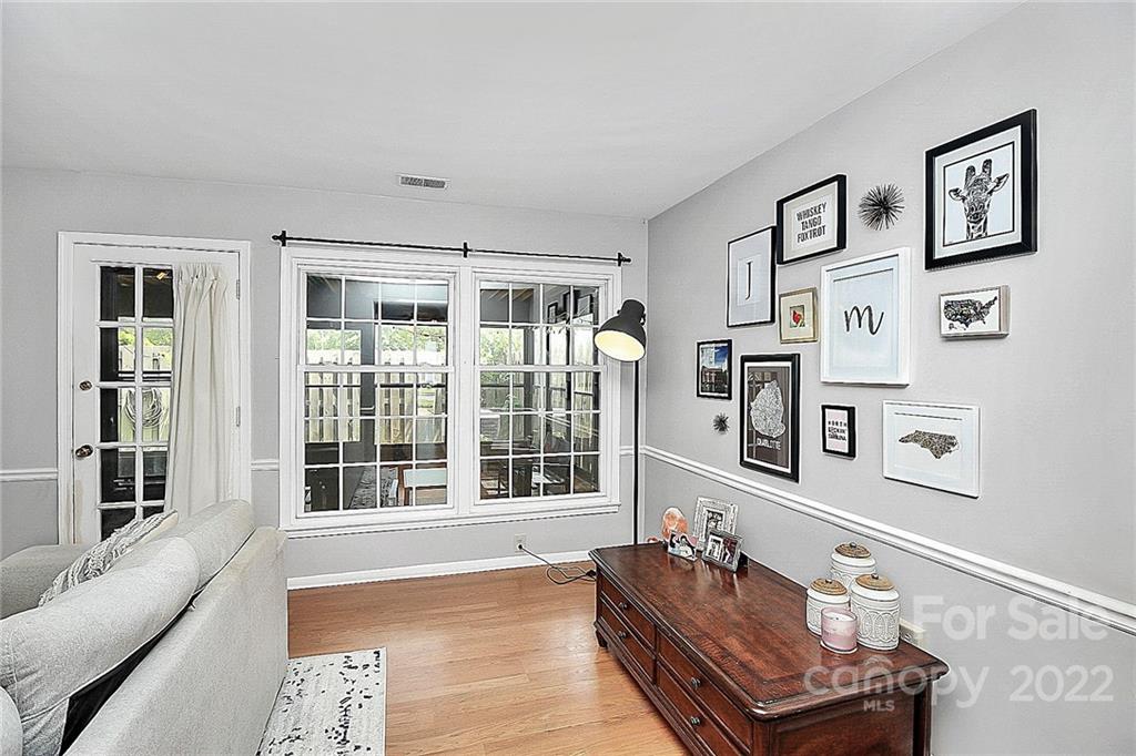 8356 Knights Bridge Road Charlotte, NC 28210 - Photo 15 of 32 Gallery Image 15