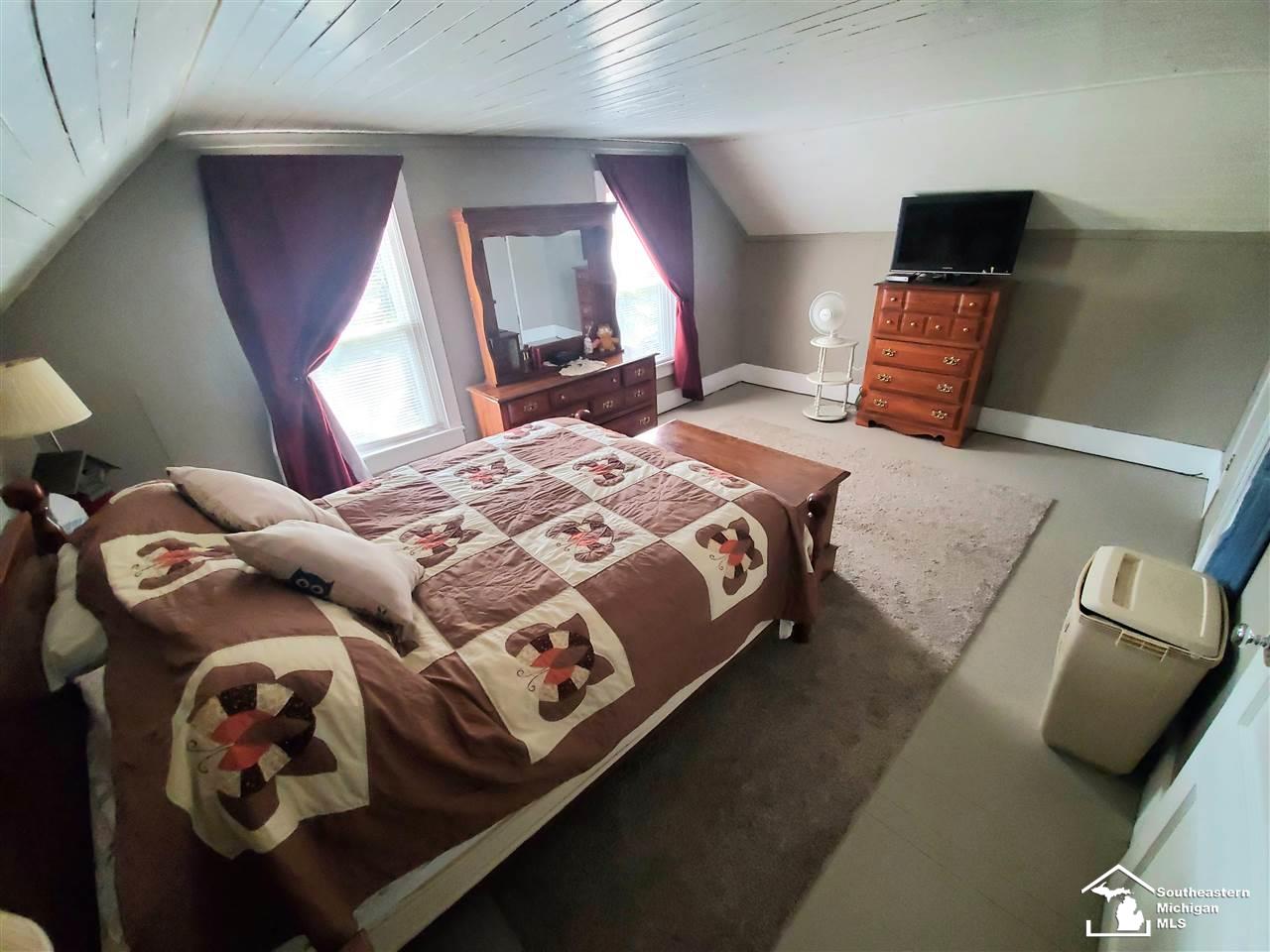 8521 Crabb Road Temperance, MI 48182 - Photo 20 of 37