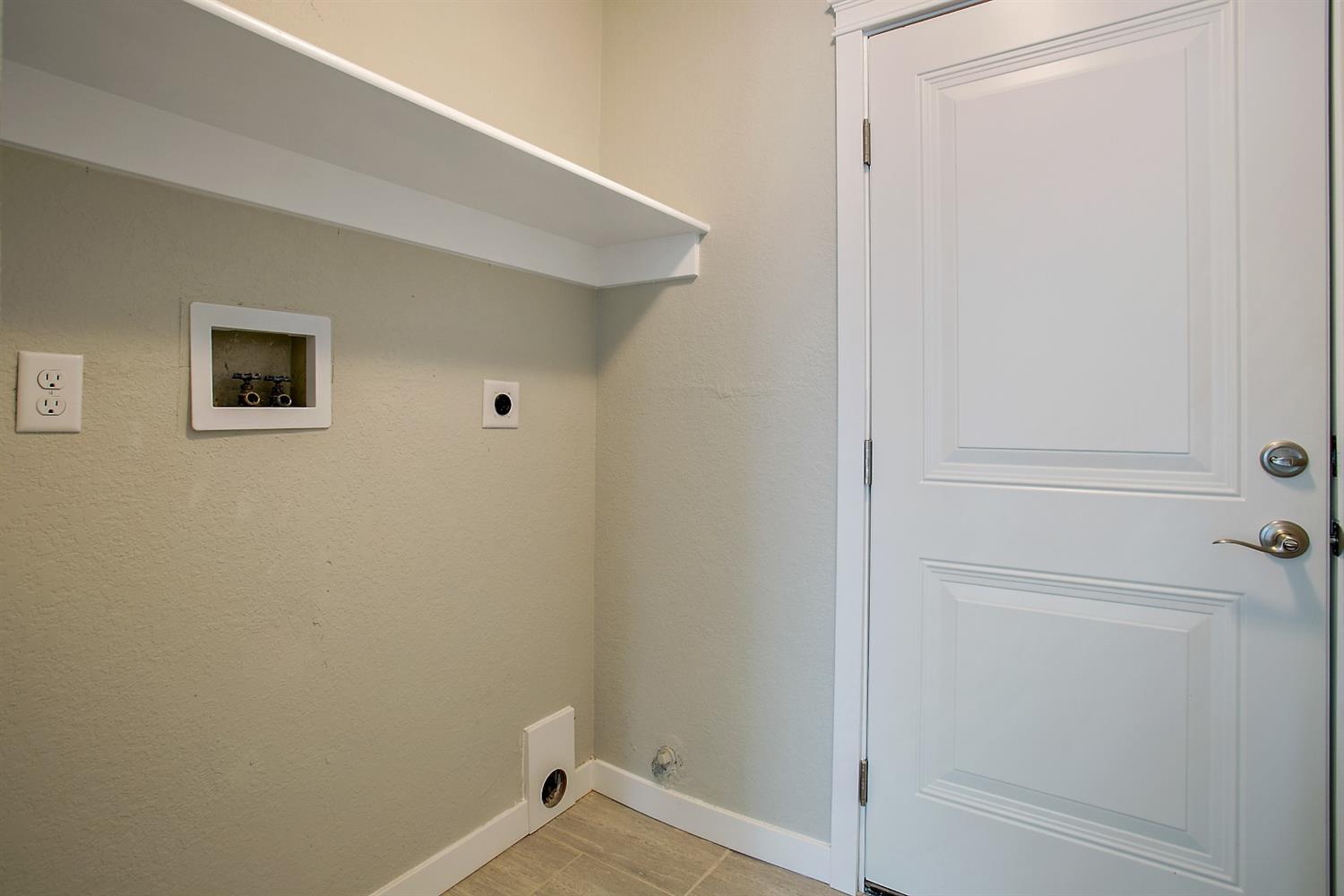 2561 Leonard Road Grants Pass, OR 97527 - Photo 16 of 20 Additional Photo