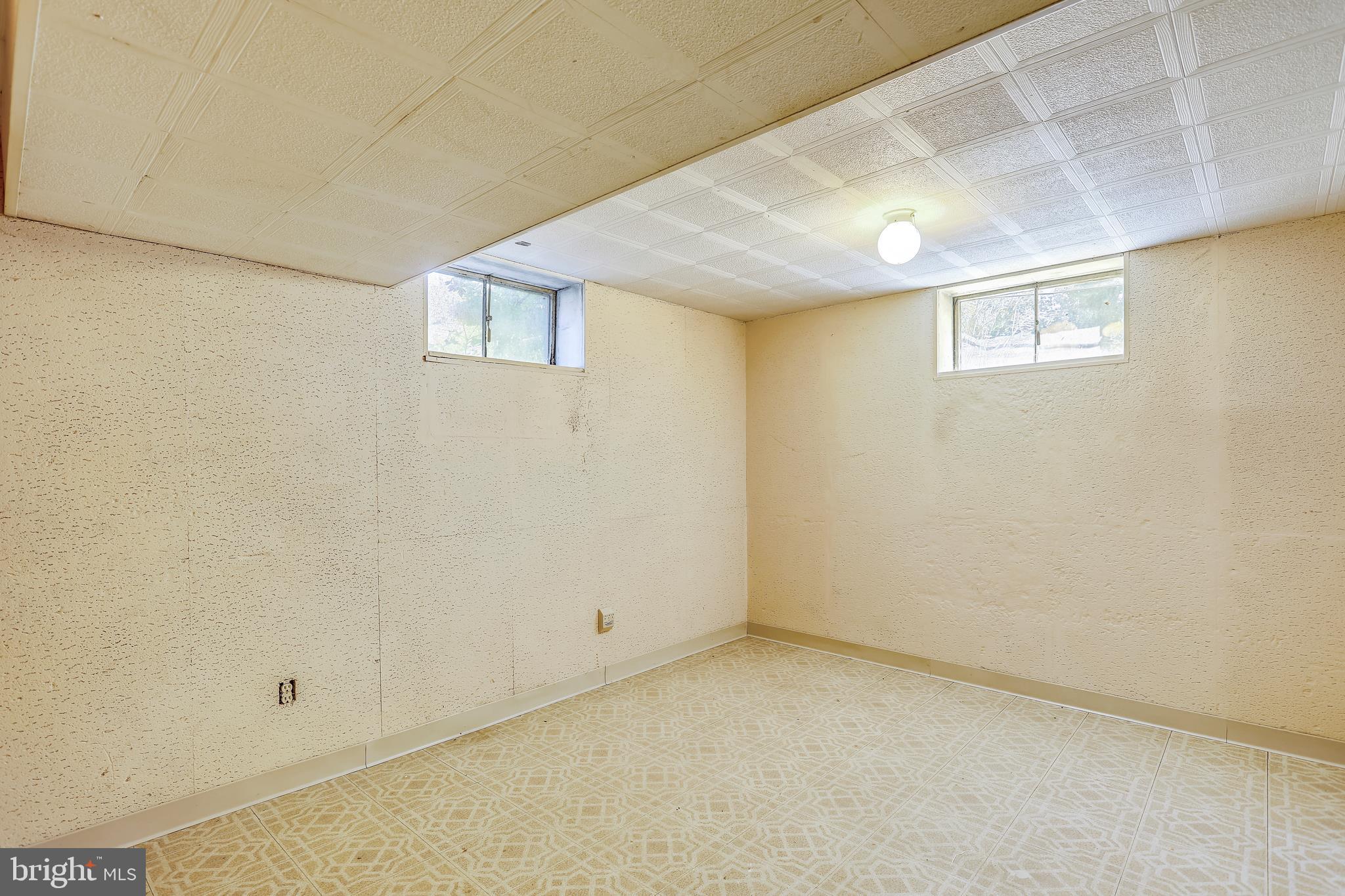 4806 Randolph Road Rockville, MD 20852 - Photo 16 of 17 Gallery Image 16