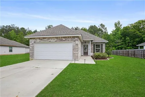 $199,000 | 22469 Gemstone Place, Robert, LA 70455