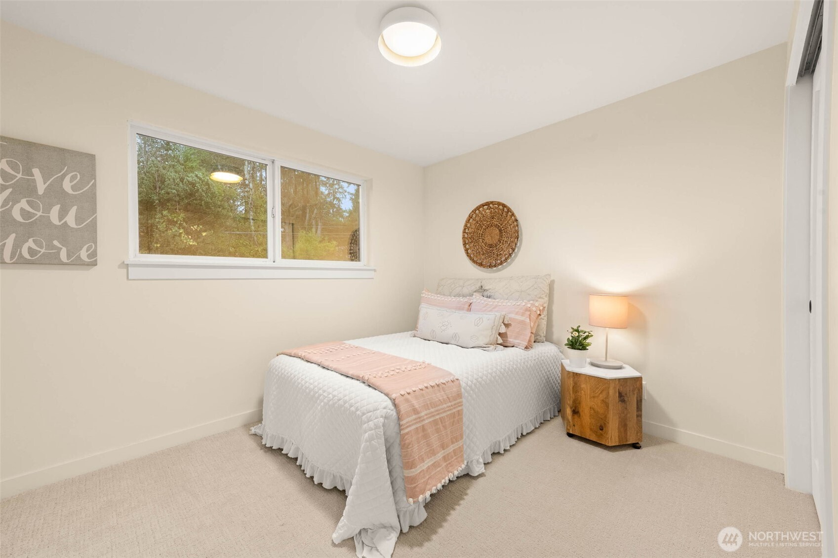 9101 30th Avenue Northeast Seattle, WA 98115 - Photo 18 of 35