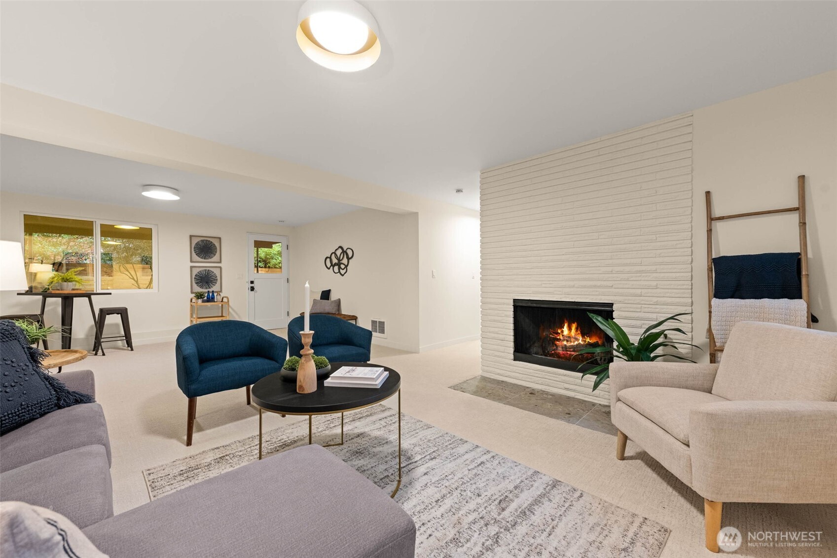 9101 30th Avenue Northeast Seattle, WA 98115 - Photo 24 of 35