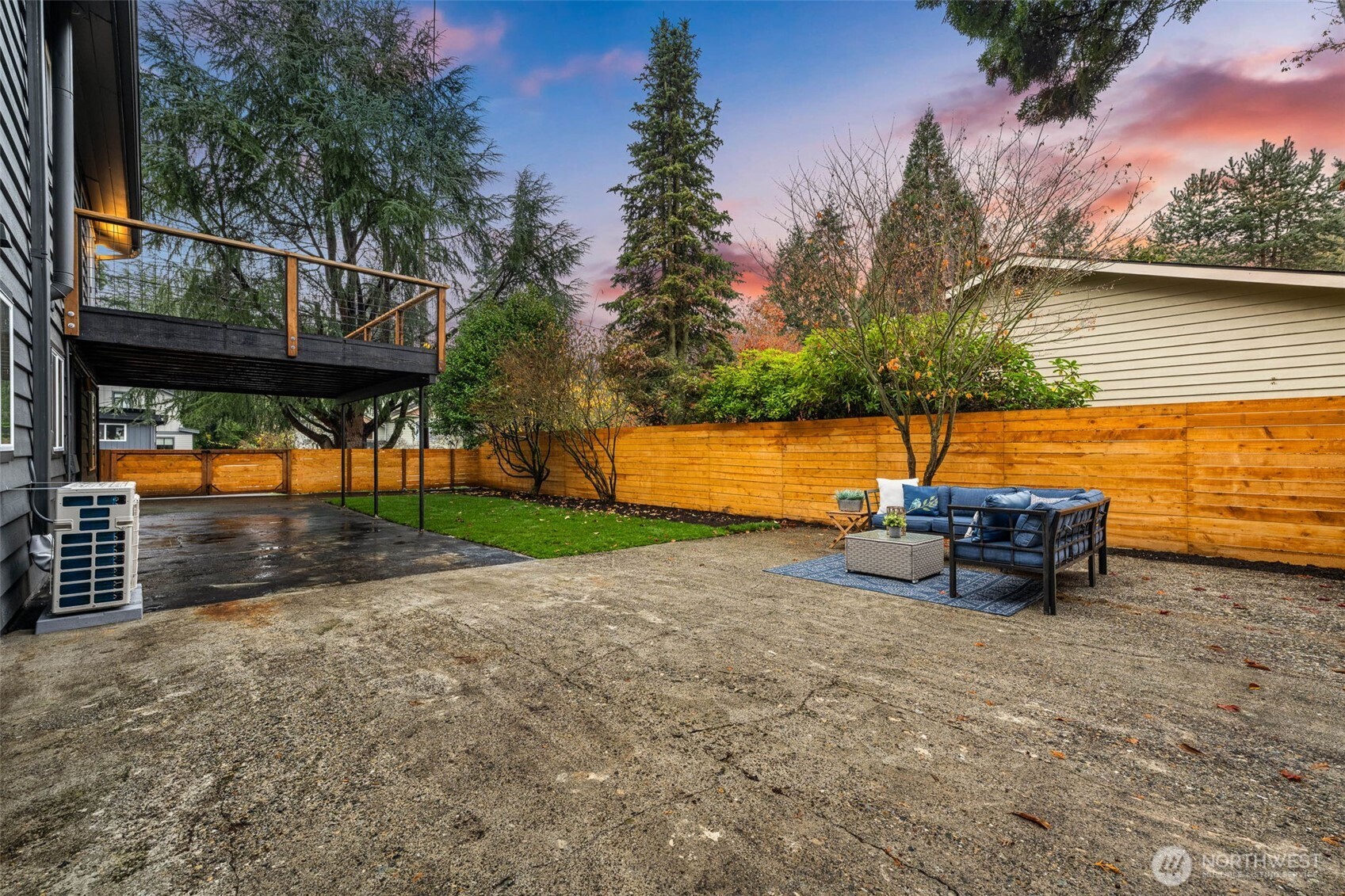 9101 30th Avenue Northeast Seattle, WA 98115 - Photo 31 of 35