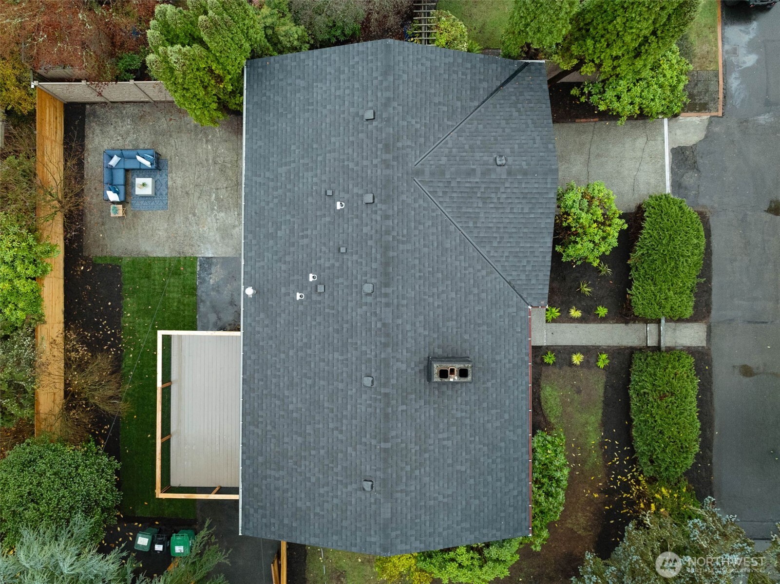 9101 30th Avenue Northeast Seattle, WA 98115 - Photo 34 of 35