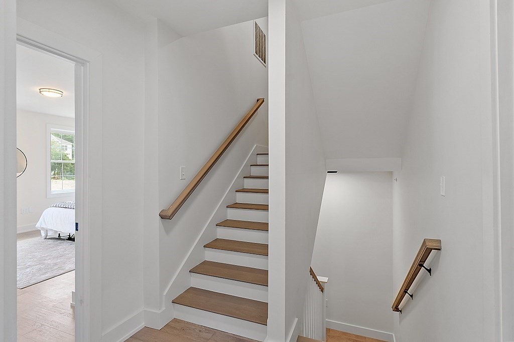 100 Albion Road, Unit 303 Bedford, MA 01730 - Photo 26 of 39 Gallery Image 26