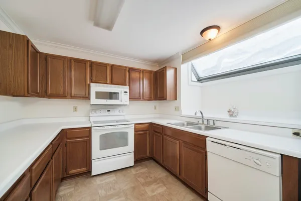 $289,000 | 317 5th Avenue, Unit 4, Manistee, MI 49660