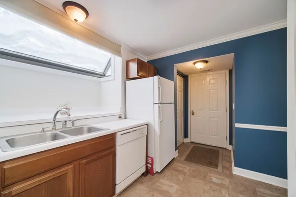 $289,000 | 317 5th Avenue, Unit 4, Manistee, MI 49660