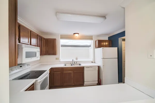 $289,000 | 317 5th Avenue, Unit 4, Manistee, MI 49660